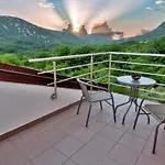 Vinodol 1 And 2 Apartament *