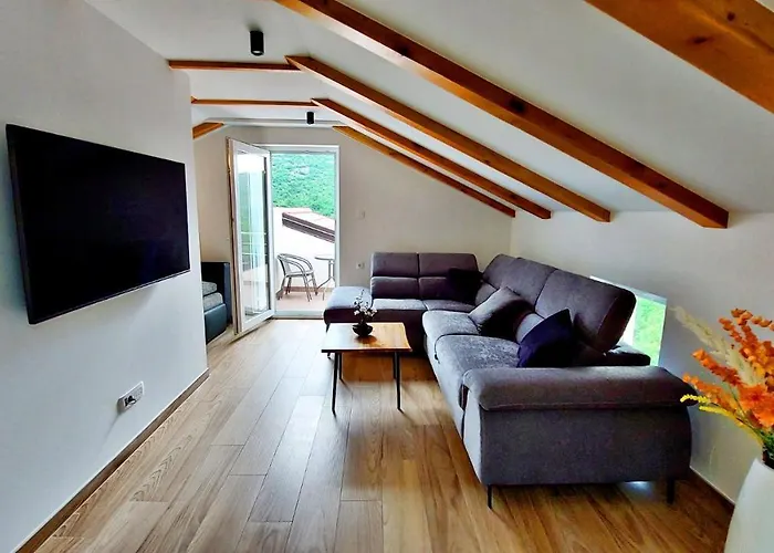 Vinodol 1 And 2 * Krizisce