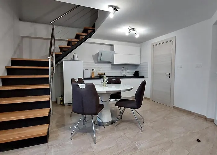 Vinodol 1 And 2 Apartmán *