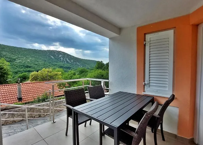 Vinodol 1 And 2 Apartmán