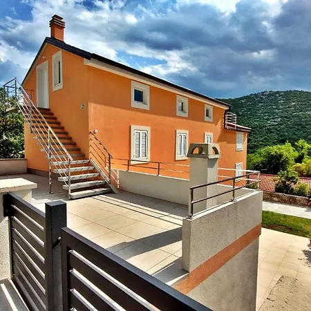 Vinodol 1 And 2 Apartment Krizisce
